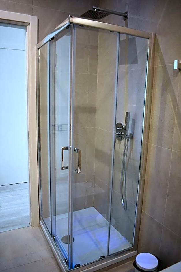 Gatto Bianco Duchessa