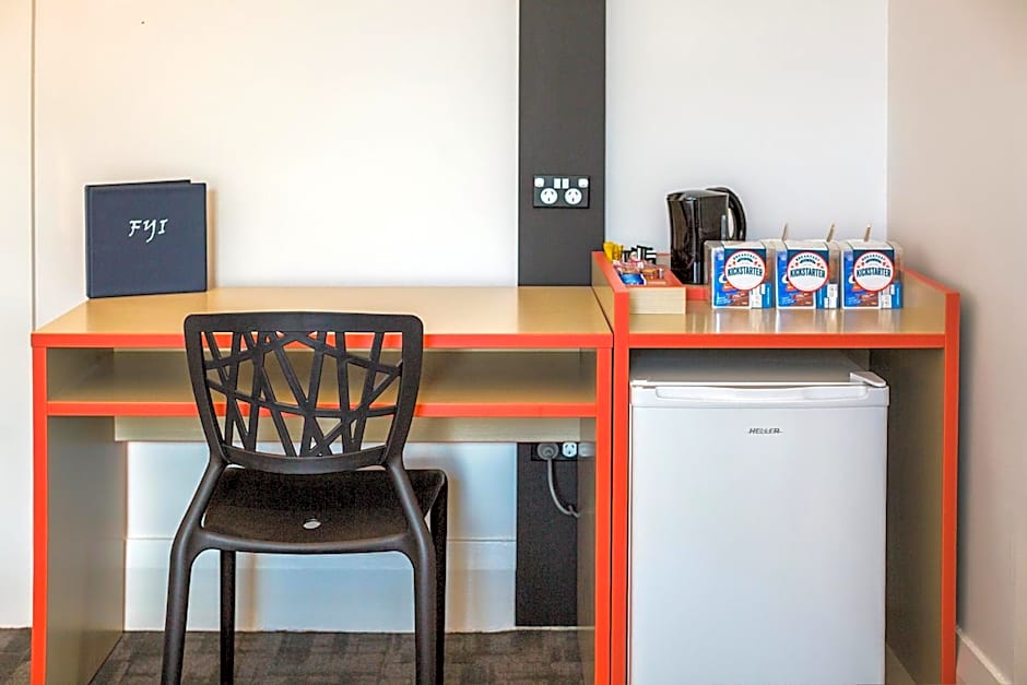 Nightcap at Regents Park Hotel