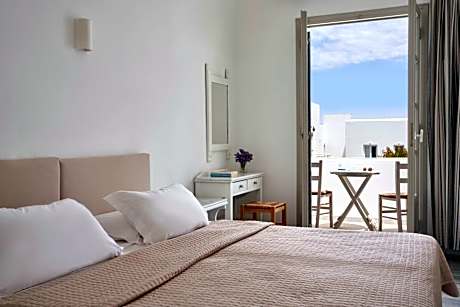 Superior Side Sea View Room