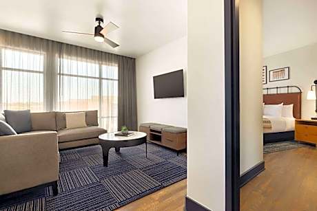 Two-Bedroom Premier Suite with 2 King Beds, Non-Smoking