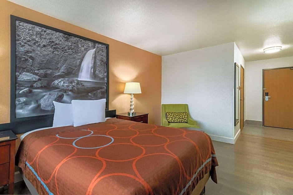 Super 8 by Wyndham The Dalles OR