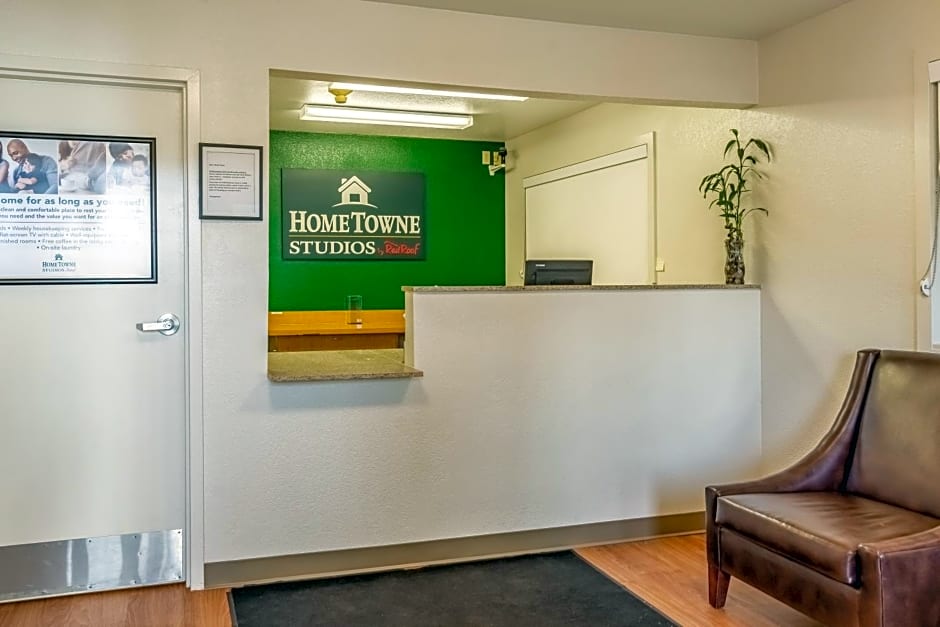 HomeTowne Studios by Red Roof Eugene - Springfield