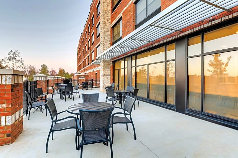 Holiday Inn Express Holly Springs - Raleigh Area By IHG