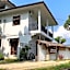Gino's Place - Guest House & Jungle Trekking
