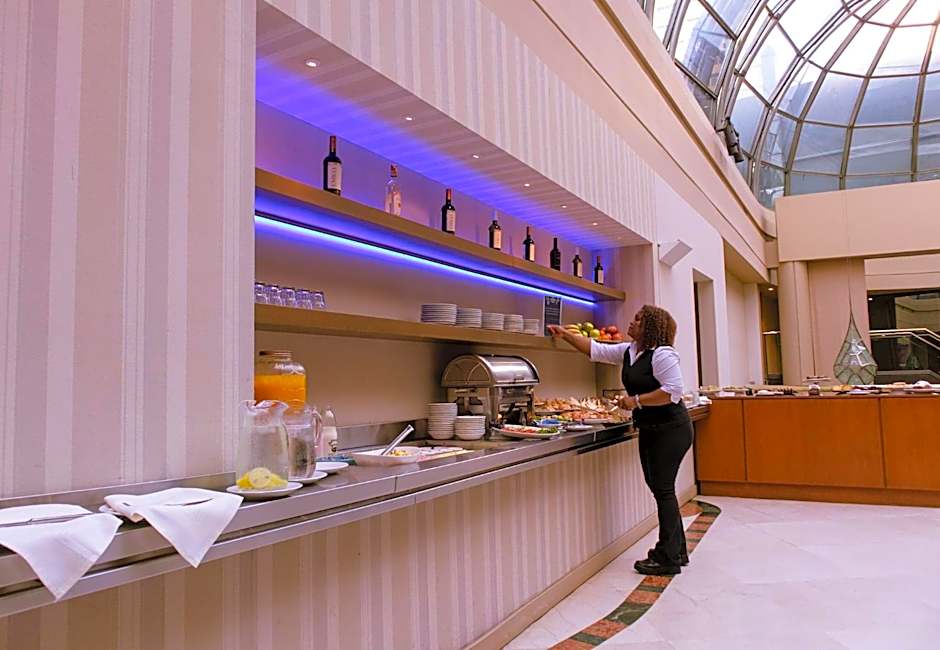 Howard Johnson Plaza by Wyndham Buenos Aires Florida Street