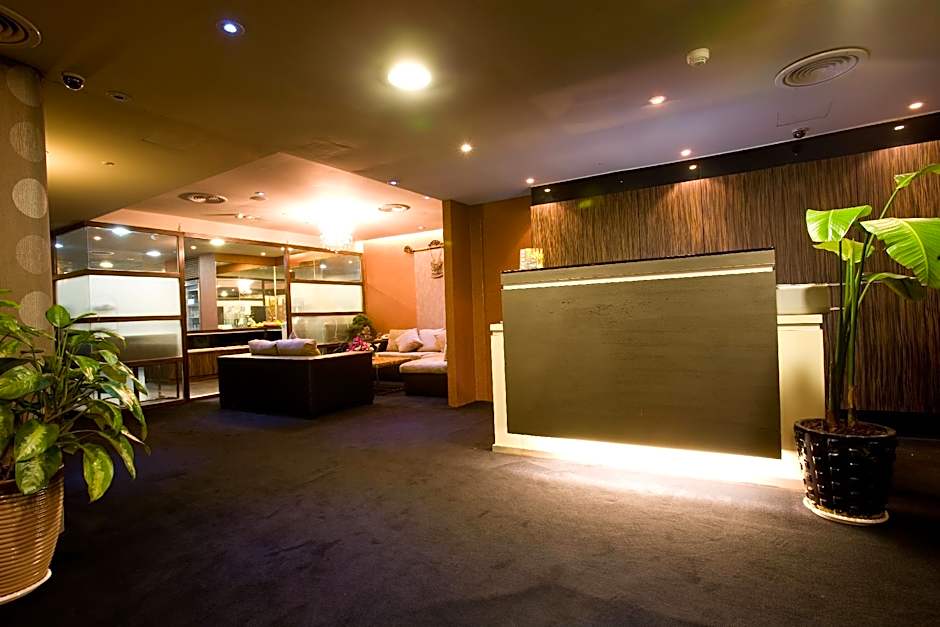 Hold Me Hotel  Zhongzheng