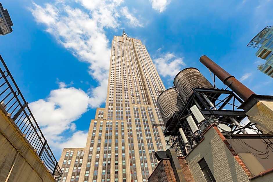 The Hotel @ Fifth Avenue