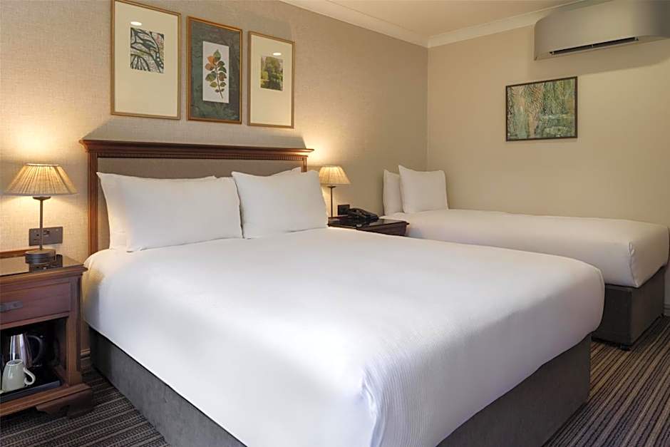 DoubleTree by Hilton Cheltenham