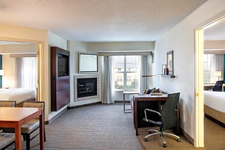 One-Bedroom Queen Suite with Sofa Bed