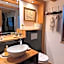 Hollhouse - Bed & Breakfast