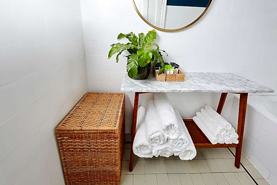 Bridgeview Hotel Willoughby