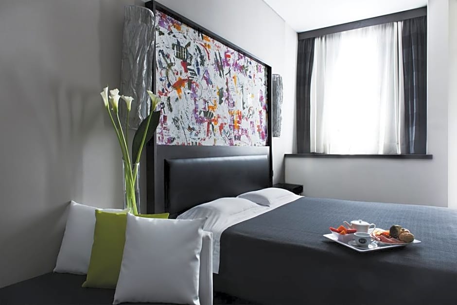 Twenty One Hotel