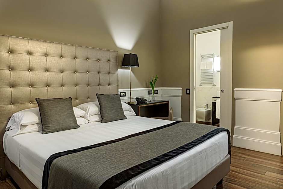 The Independent Suites