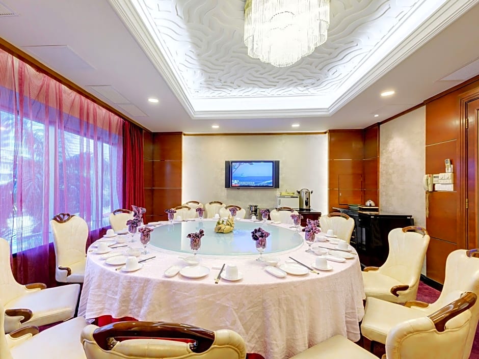 Ocean Hotel
