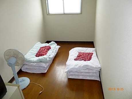Japanese-Style Twin Room - Non-Smoking - New Building
