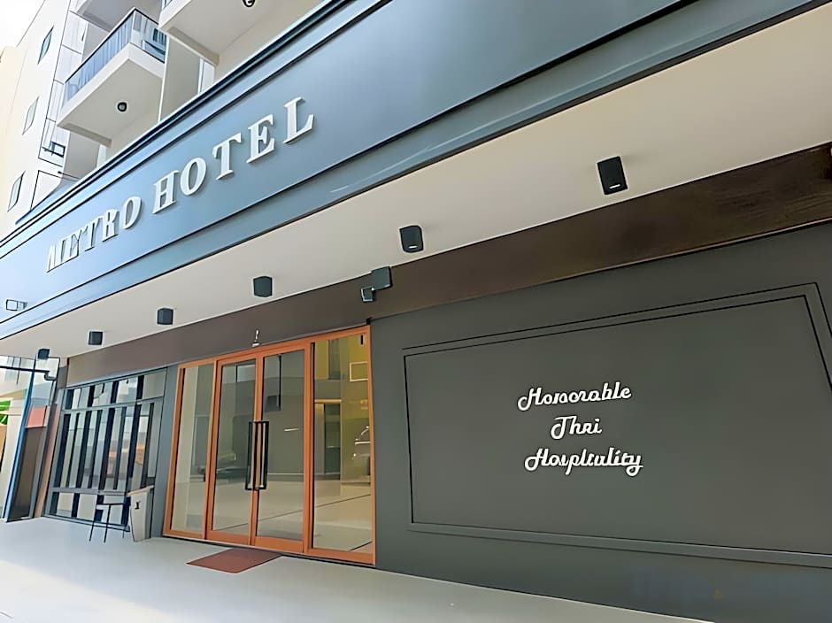 Metro Hotel