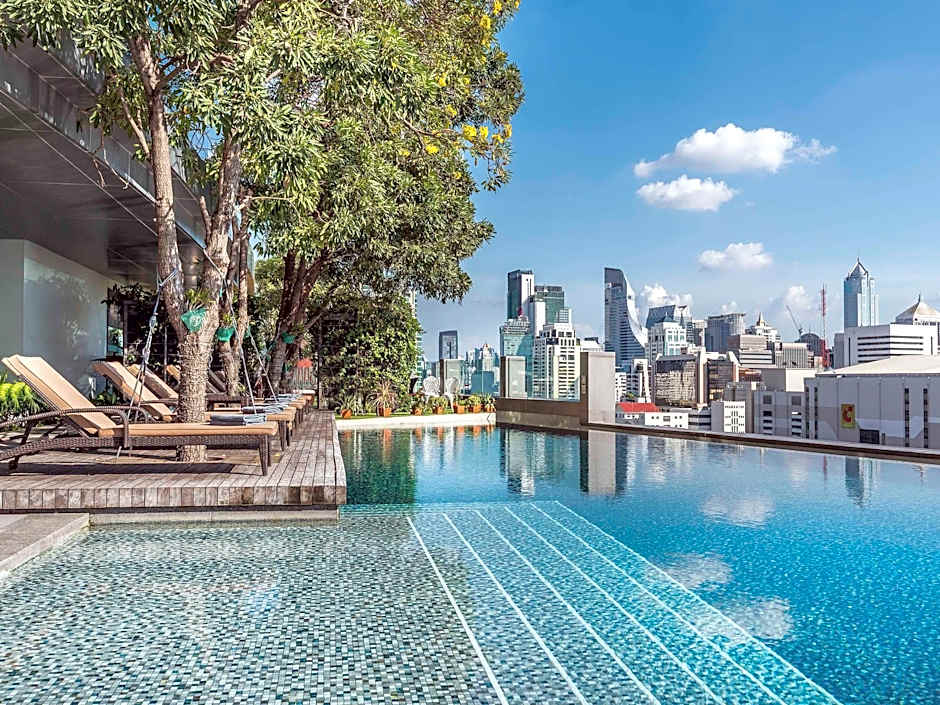 Novotel Bangkok Platinum Hotel