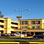 DIAMOND INN & SUITES