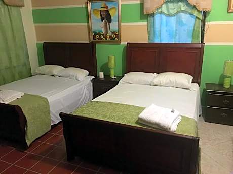 Four-Bedroom Deluxe Apartment