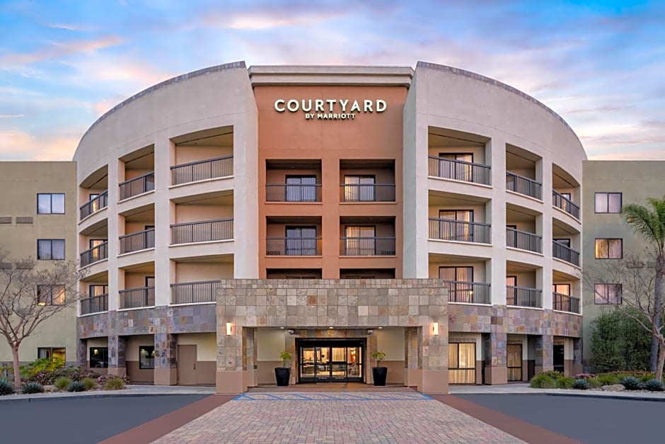 Courtyard by Marriott San Diego Central