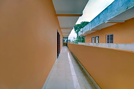 Hotel O Siddhi Vinayak Hotel & Banquets