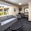 Holiday Inn Victoria - Elk Lake by IHG