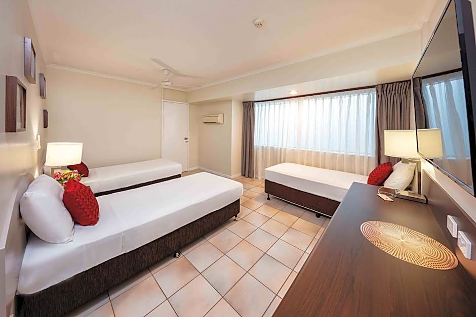 Hides Hotel Cairns