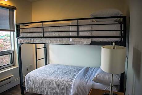 Family Room with Two Queen Beds and One Bunk Bed - Non-Smoking