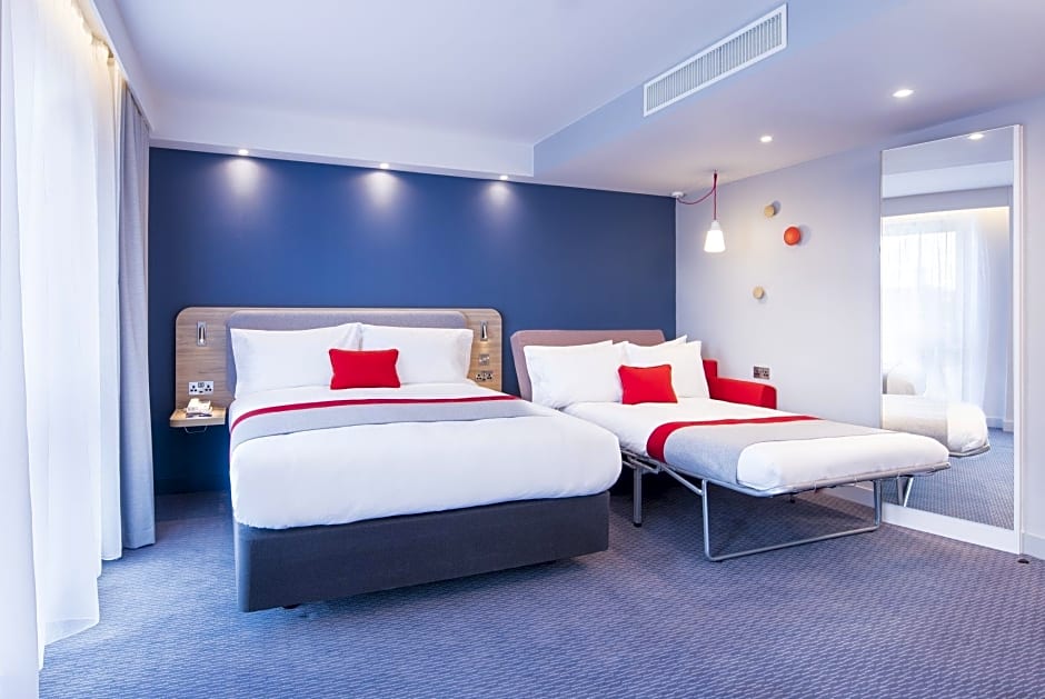 Holiday Inn Express Bridgwater By IHG