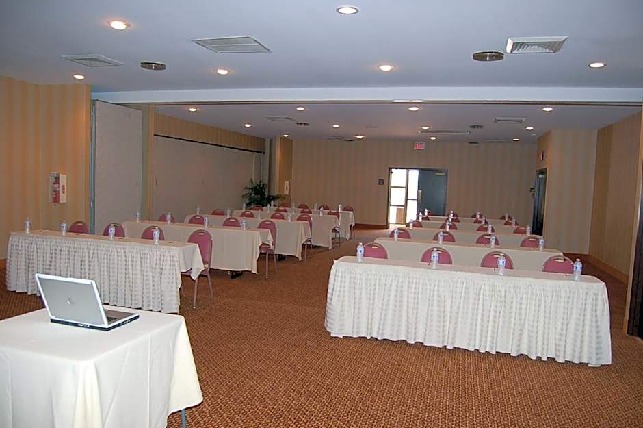 Rodeway Inn & Suites East Windsor