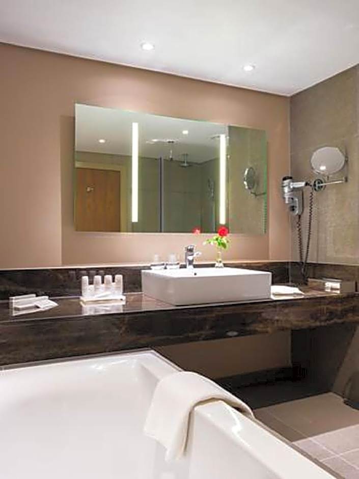 Hotel 2 Fevrier