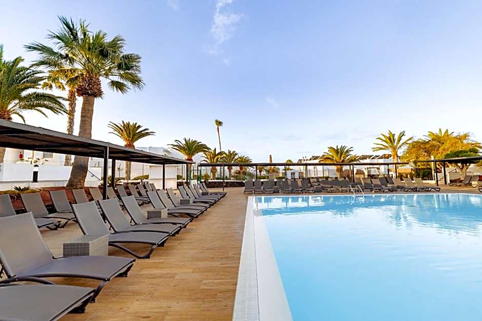 SENTIDO Aequora Lanzarote Suites