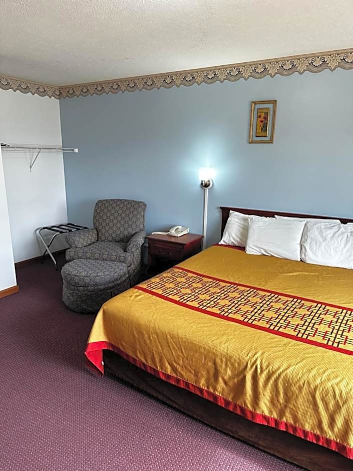 Attica Inn