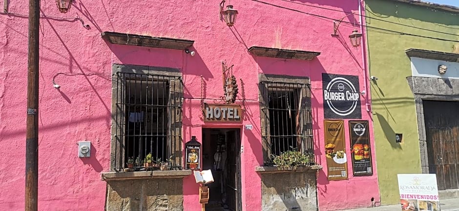Hotel Rosa Morada