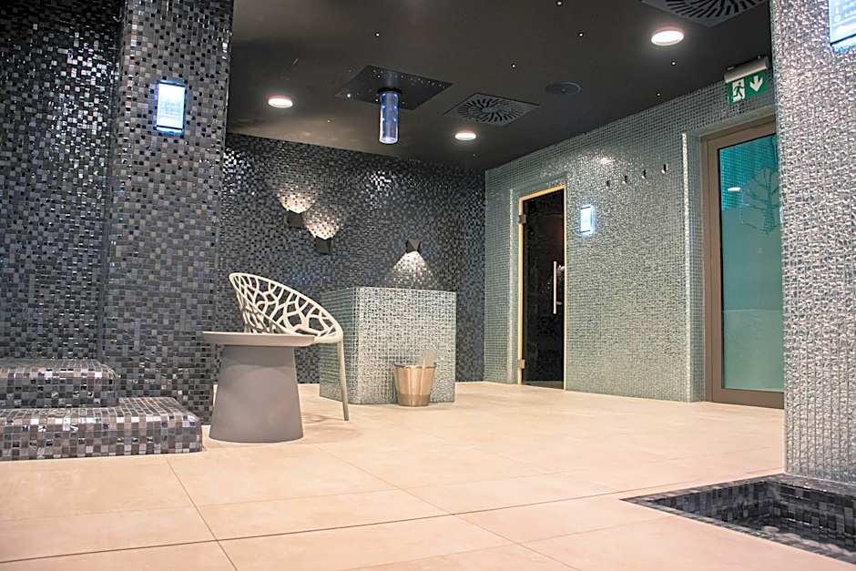 RM Hotel Wellness & Congress