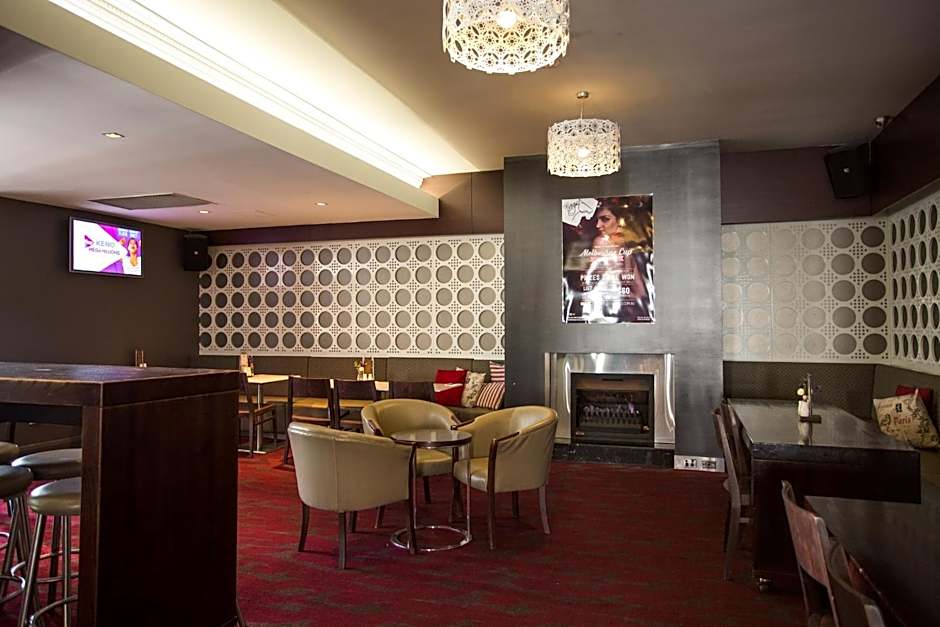Nags Head Hotel