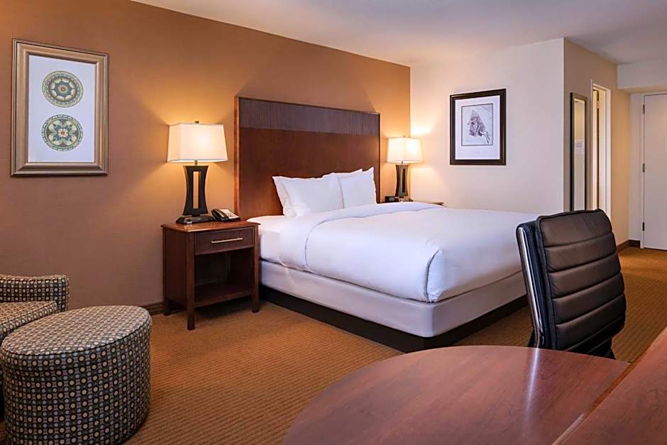 DoubleTree By Hilton Philadelphia Airport