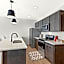 175 LEX - Walkable Downtown Lexington & Rupp Arena - Full Condos