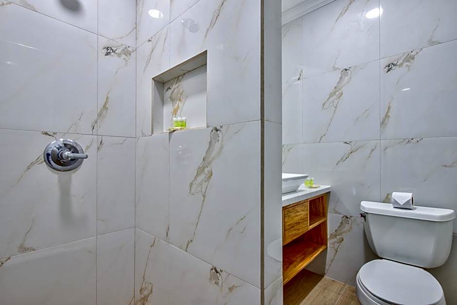 Airport Suites Hotel