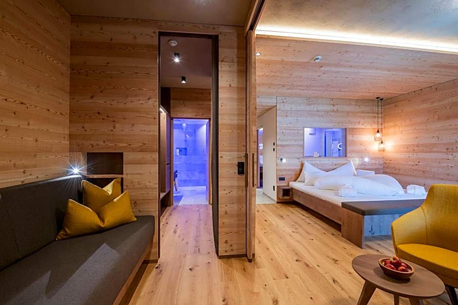 Tratterhof Mountain Sky Hotel