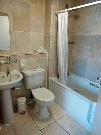 Superior Room with One Double and One Single Bed