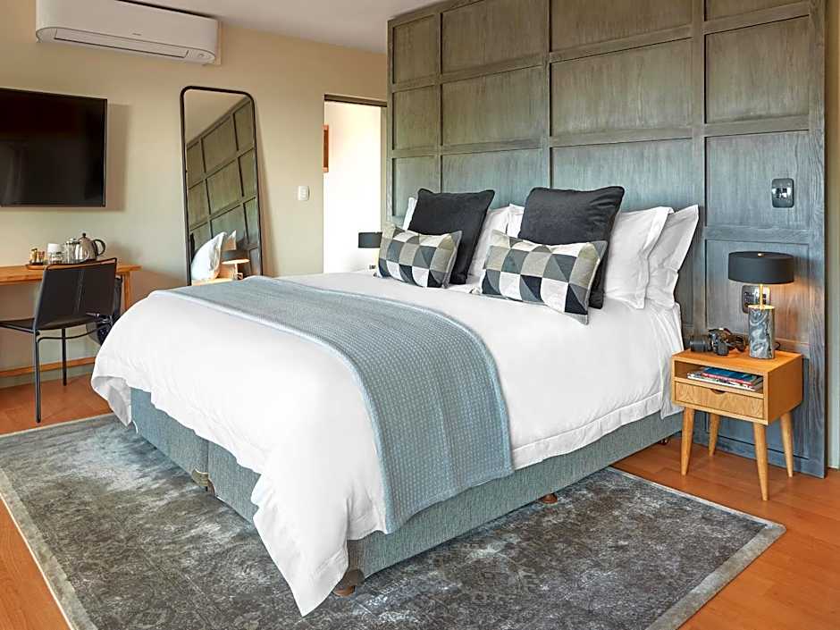 The Cliffside Boutique Getaway
