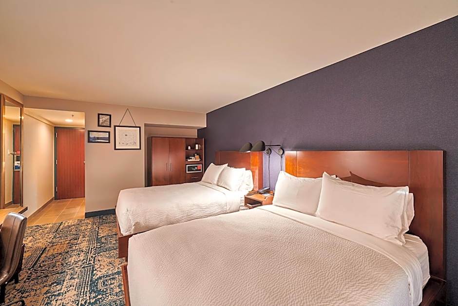 Four Points by Sheraton Cleveland-Eastlake
