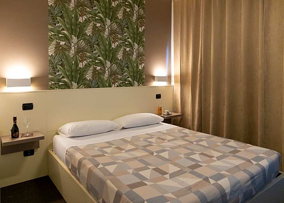 Hotel Giallo