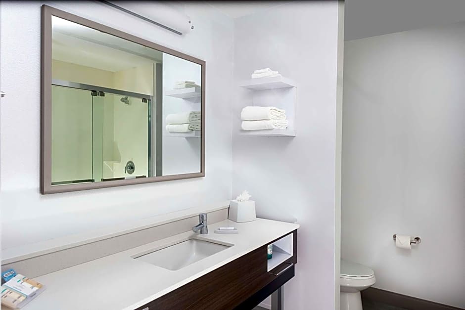 Hampton Inn By Hilton Dunedin, FL