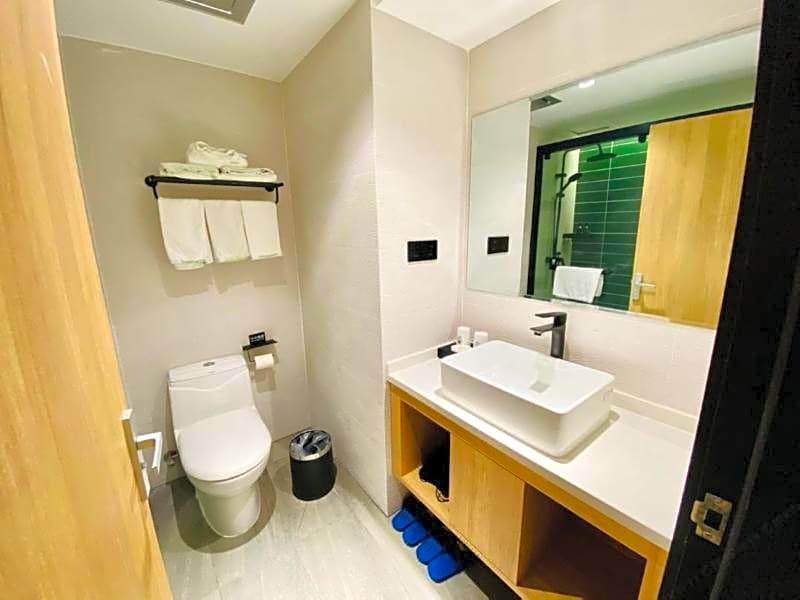 GreenTree Inn Chizhou Guichi District Changjiang South Express Hotel