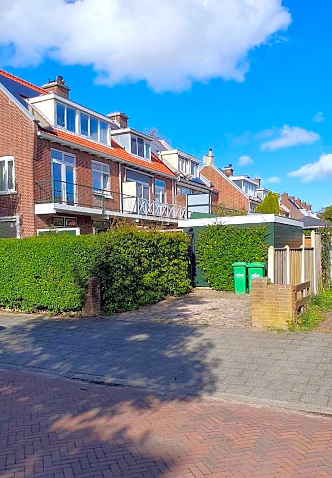 Cozy Garden House kijkduin Beach