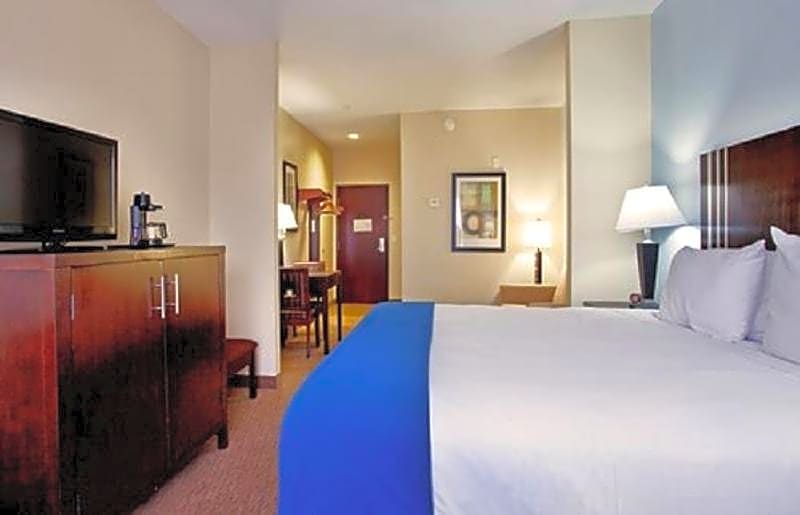 Holiday Inn Express Eunice Hotel