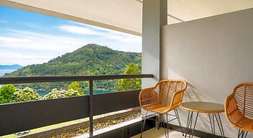 Hotel Patra Parapat