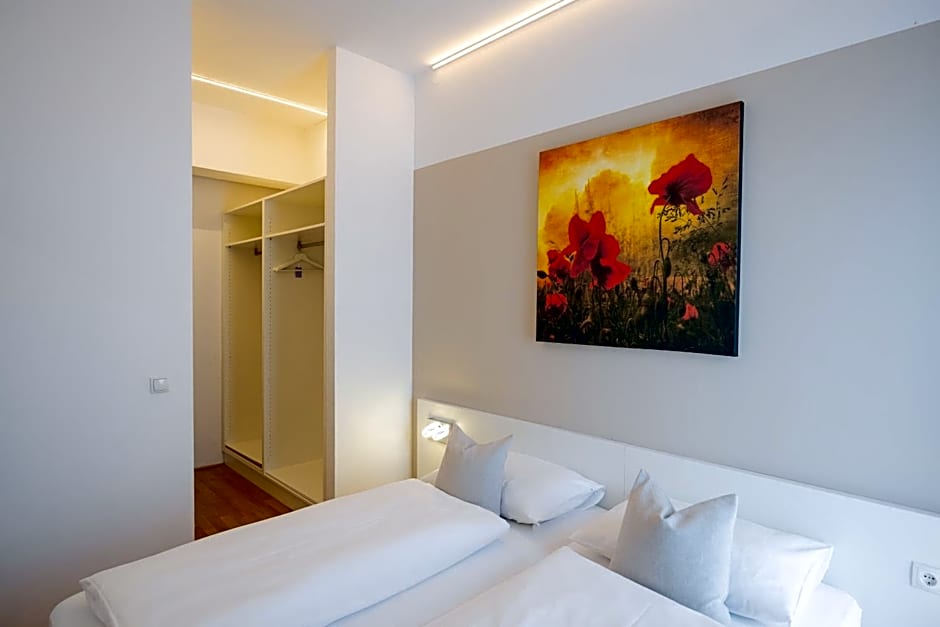 SHOME Hotel Graz I Self-Check-In I Free Parking